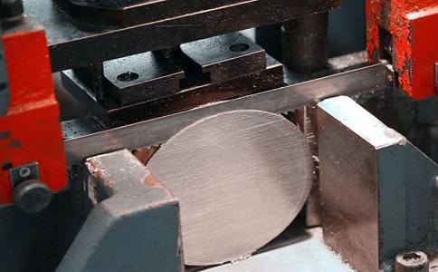 连云港影响双金属带锯条使用寿命的主要因素有哪些？